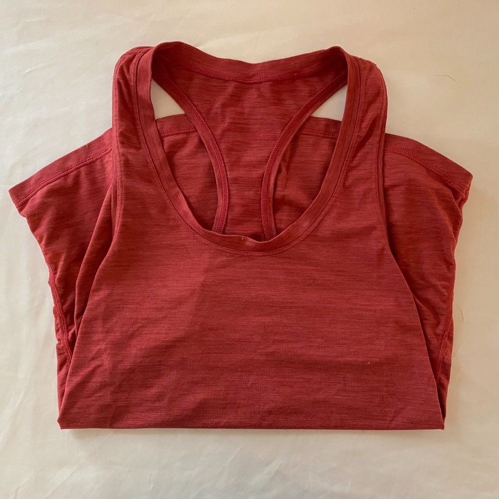 Vuori Lux Performance Tank